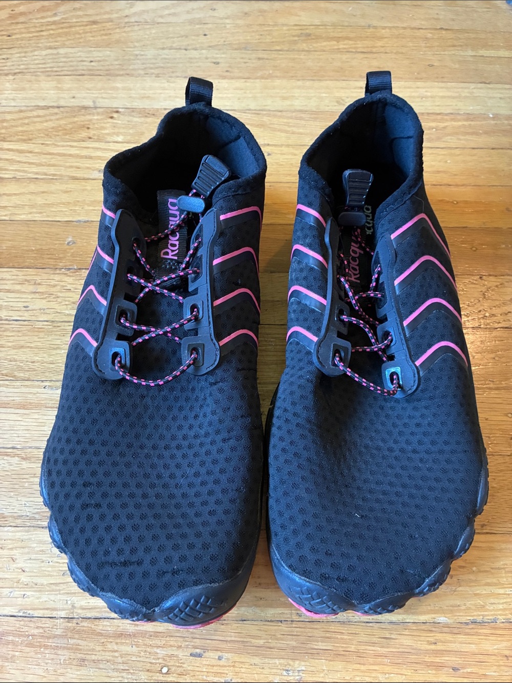 Racqua Black Athletic Water Shoes with Pink Accents, Women's Size 10, Barefoot